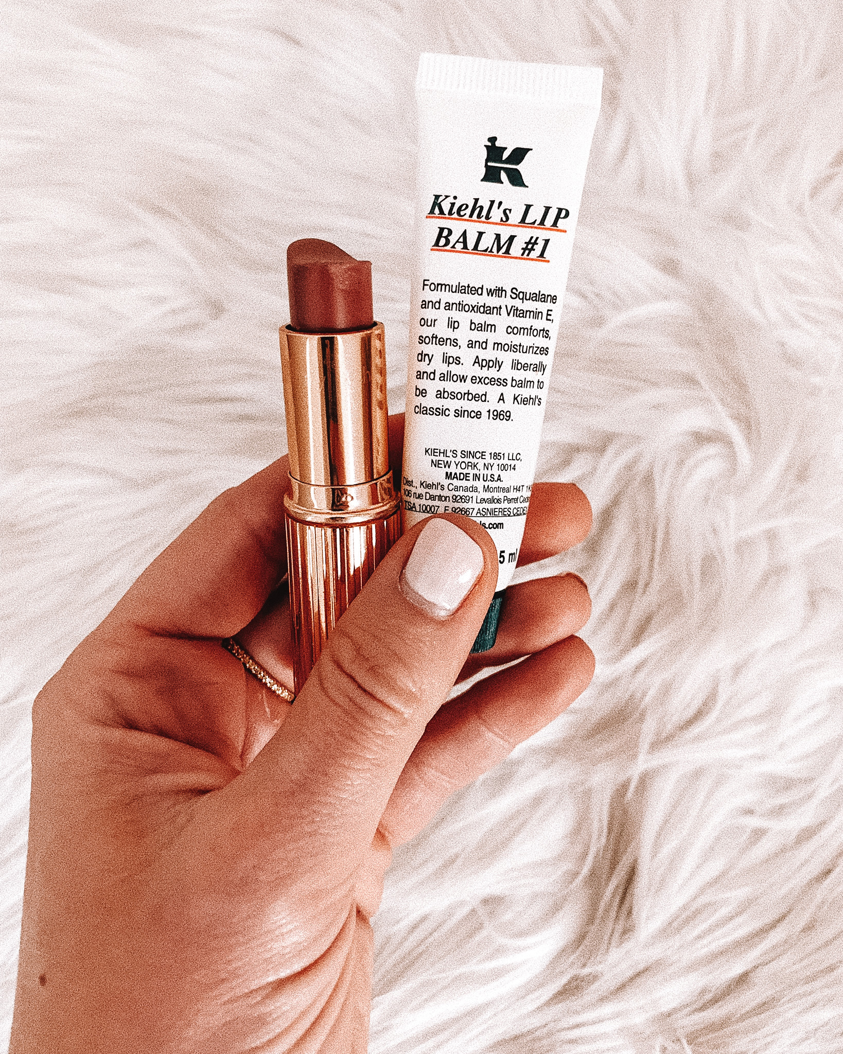 Fashion Jackson Charlotte Tilbury Lipstick Kiehl's Lip Balm