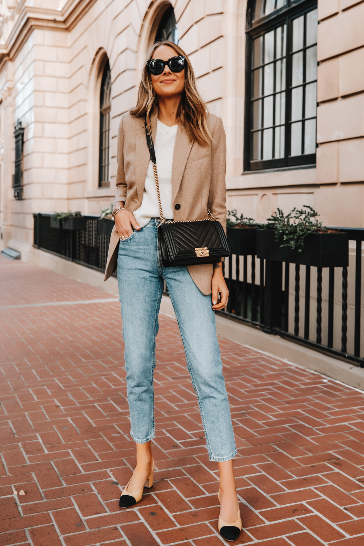 The Pair of Business Casual Jeans You've Been Searching For - Fashion  Jackson