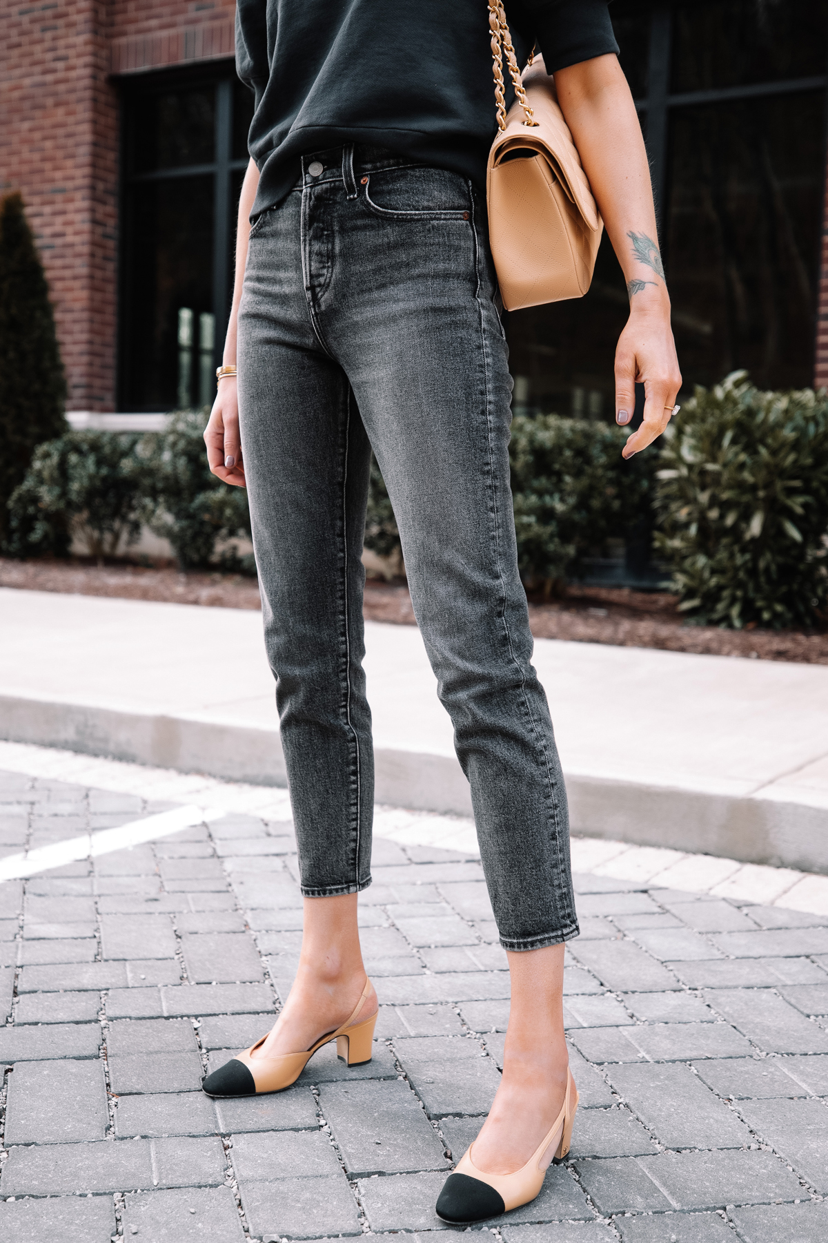 levis wedgie black jeans