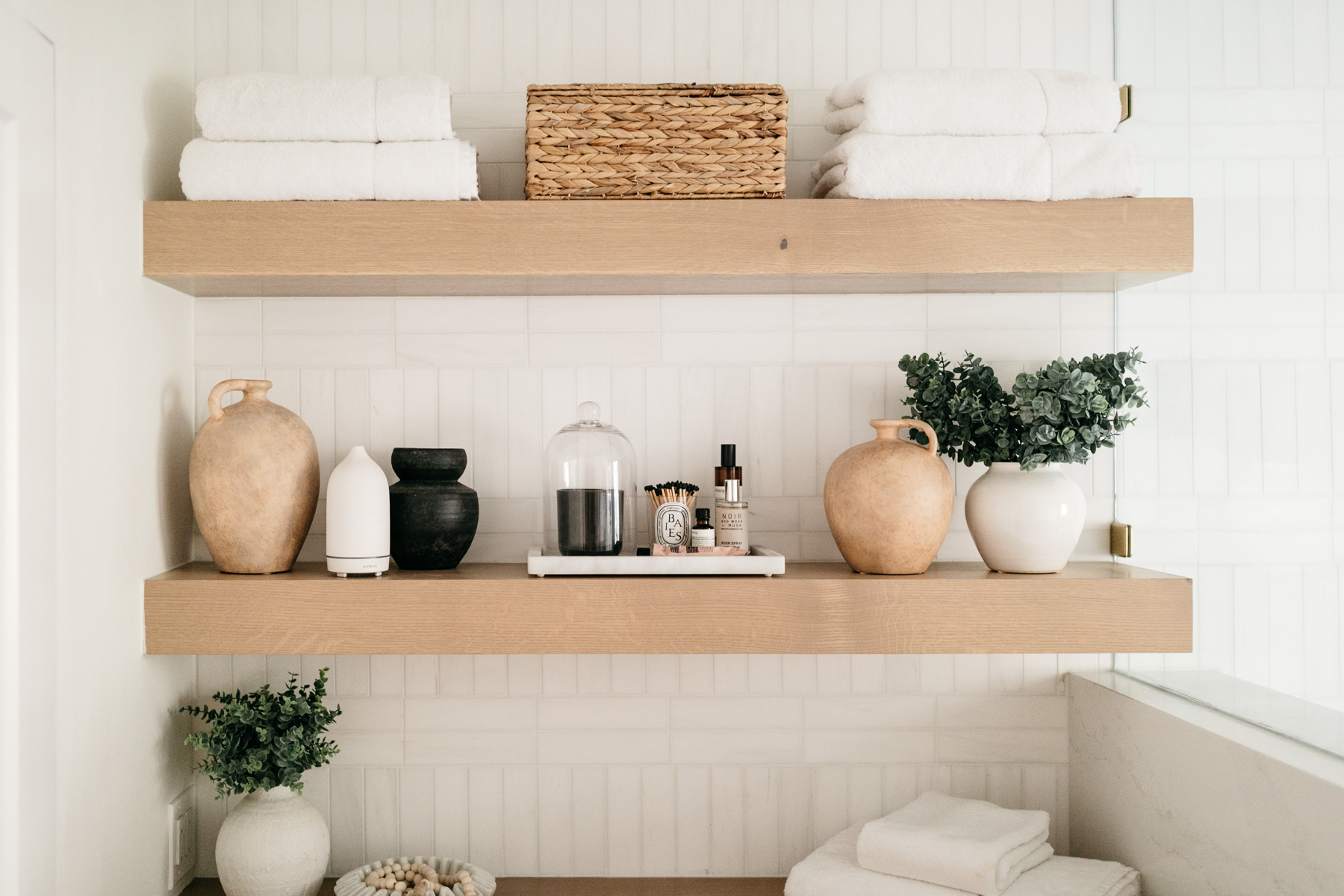 Bathroom Shelf Styling - Fashion Jackson