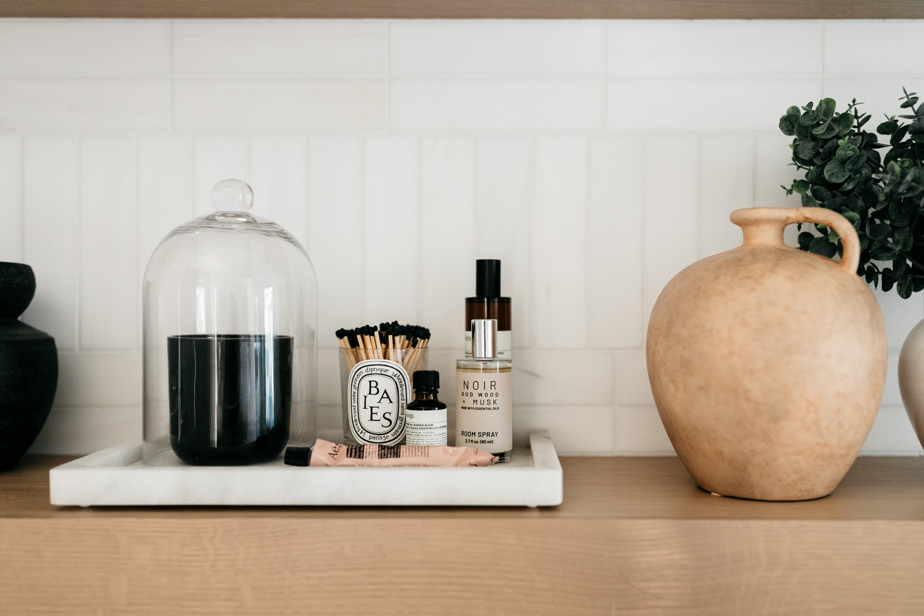 Bathroom Shelf Styling - Fashion Jackson