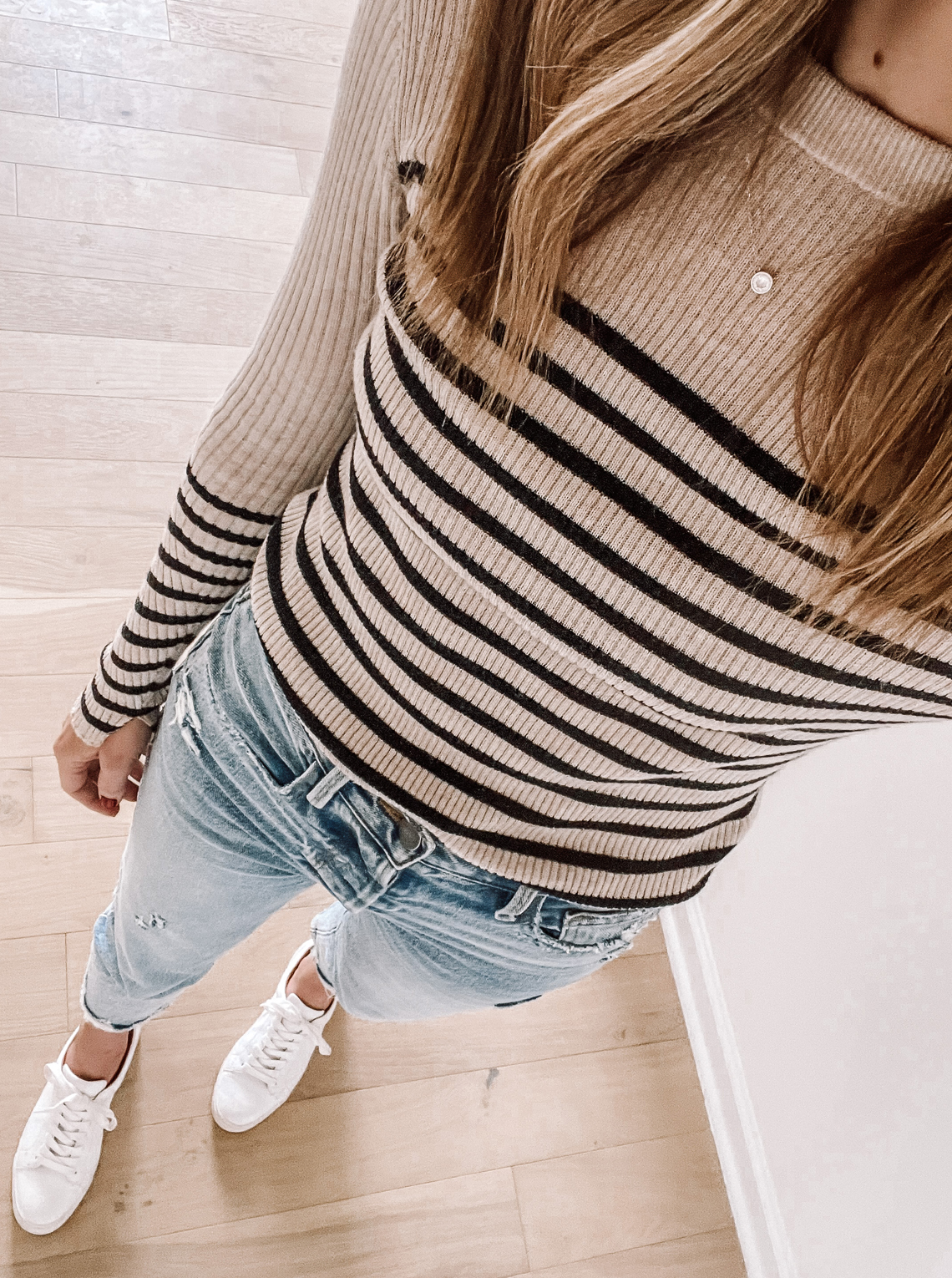Fashion Jackson Wearing Rag and Bone Stripe Top Jeans White Sneakers Outfit