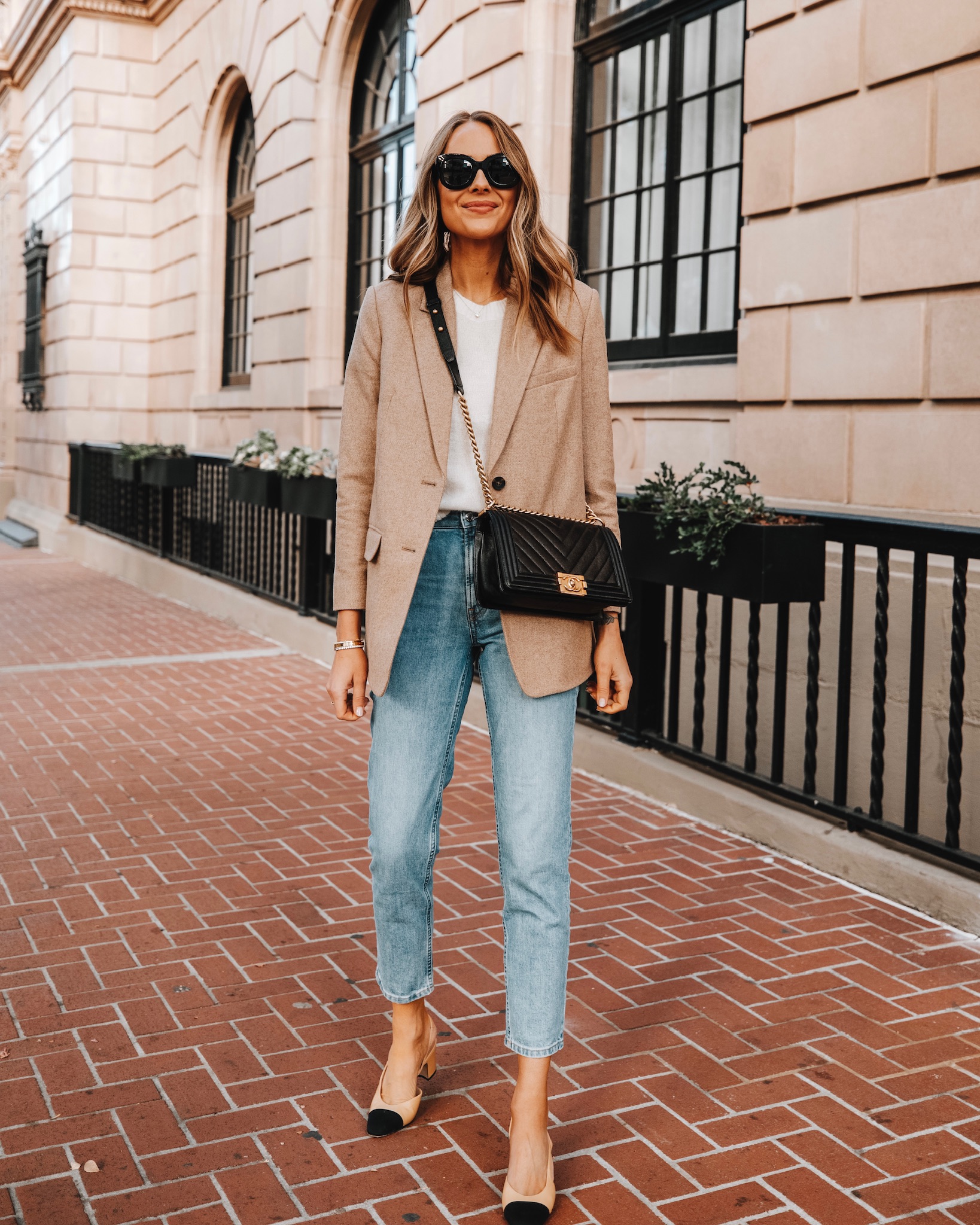 Fashion Jackson Wearing Everlane Oversized Blazer Beige Twill White Sweater Casual Jeans Chanel Slingbacks Chanel Boy Bag Business Casual Outfit 2