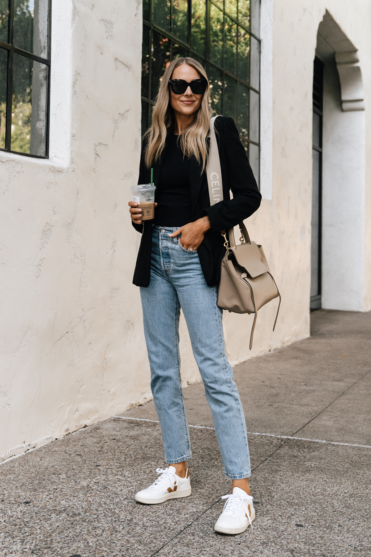 A ﻿Casual Fall Outfit With My Favorite Black Blazer - Fashion Jackson