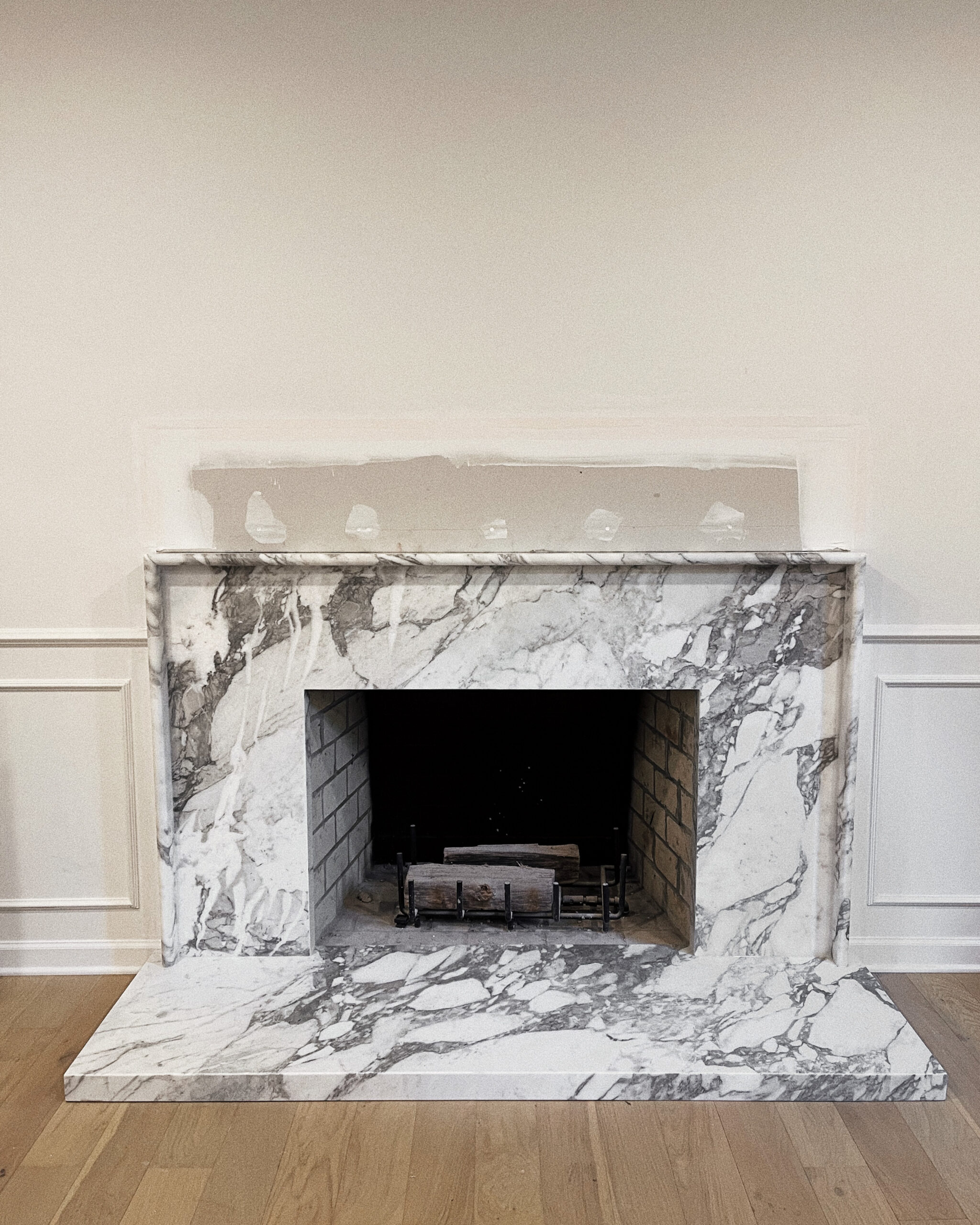 Fashion Jackson Marble Fireplace