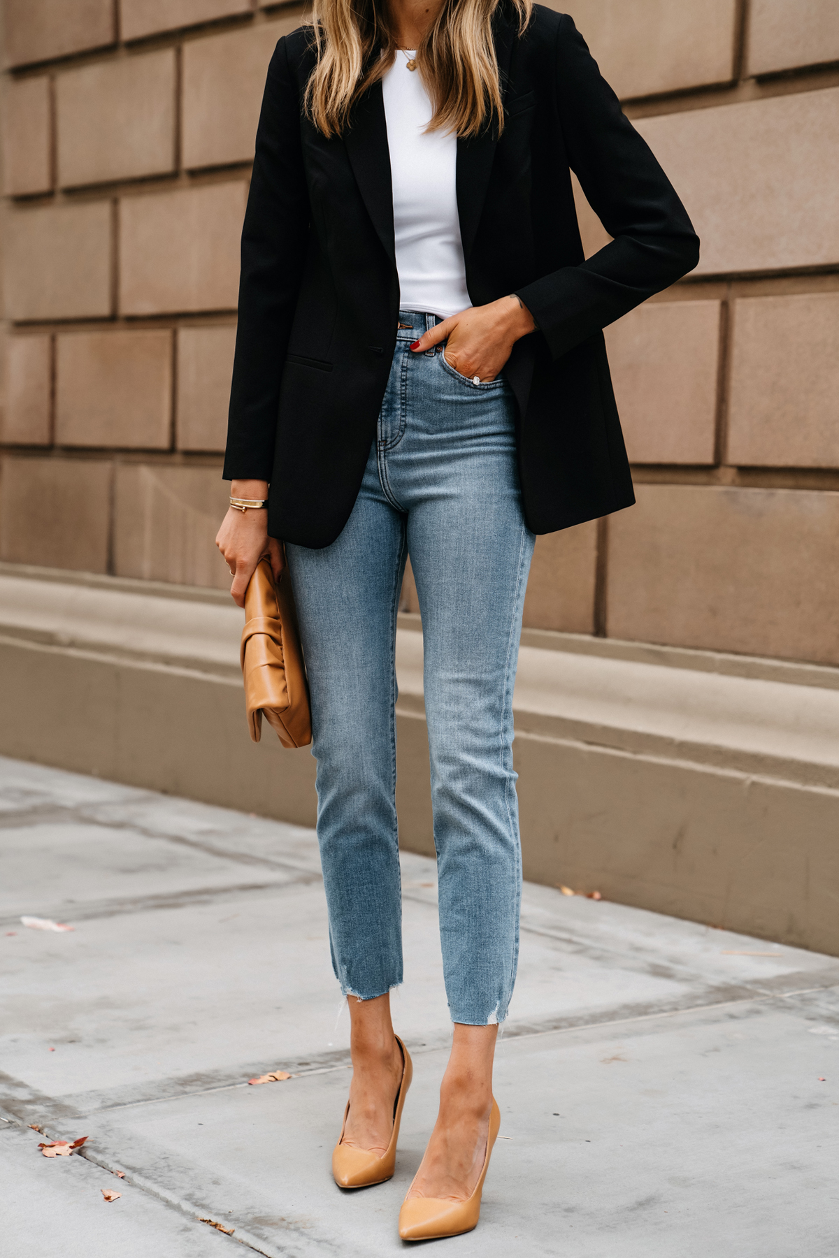 Business Casual Black Blazer Outfit ...