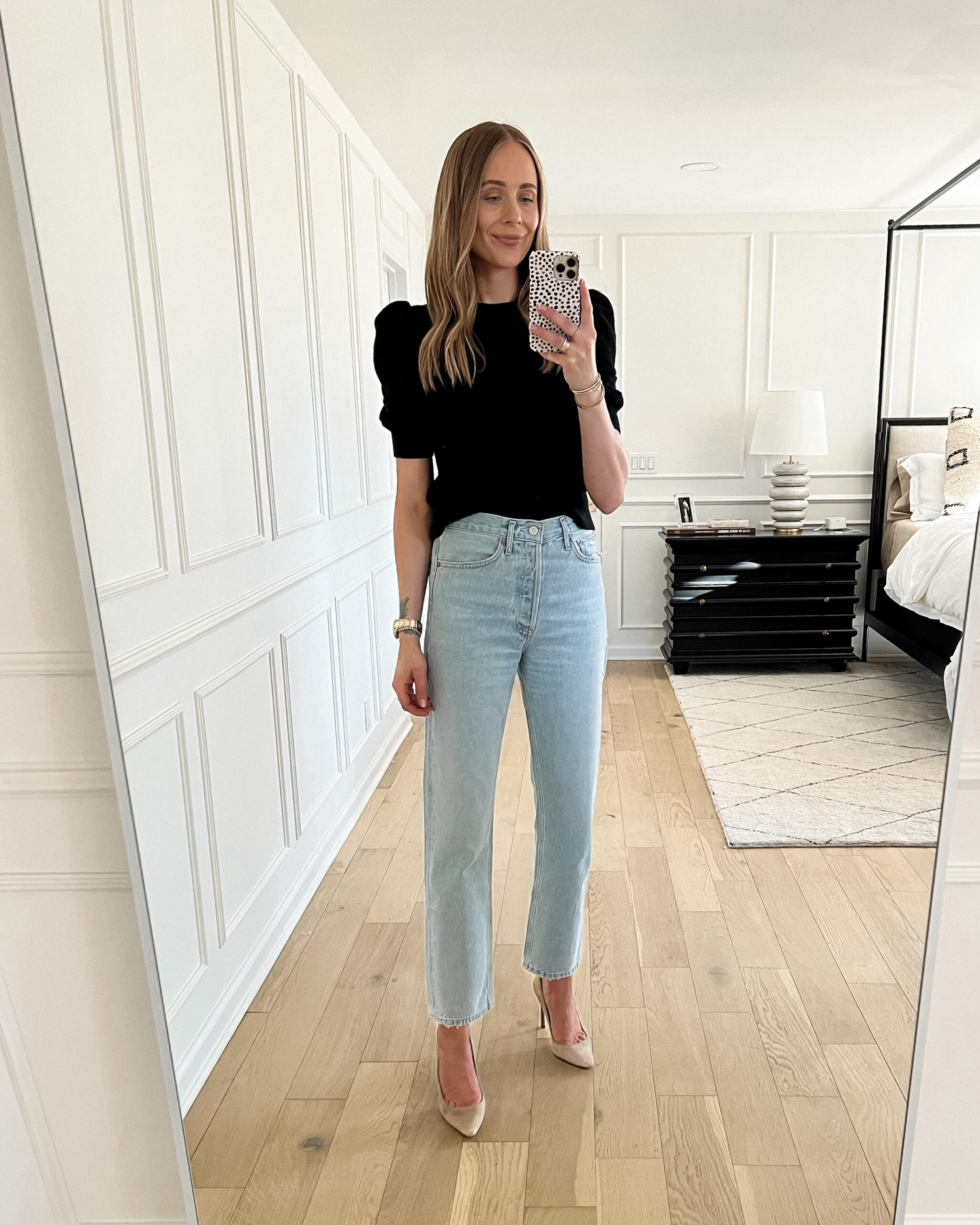 Fashion Jackson Wearing Black Puff Sleeve Top AGOLDE 90s loose fit jeans fit review