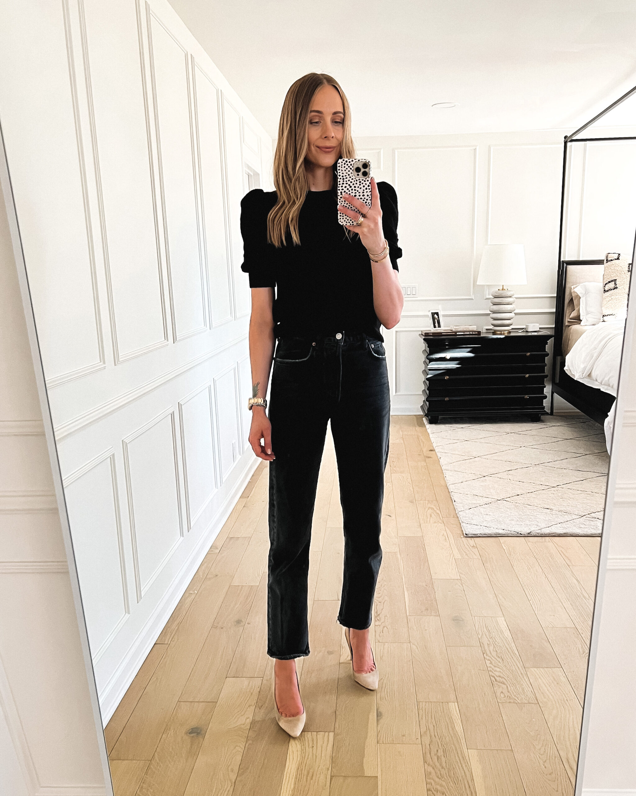 Fashion Jackson Wearing Black Puff Sleeve Top Black AGOLDE 90s Pinch Waist Jeans Review