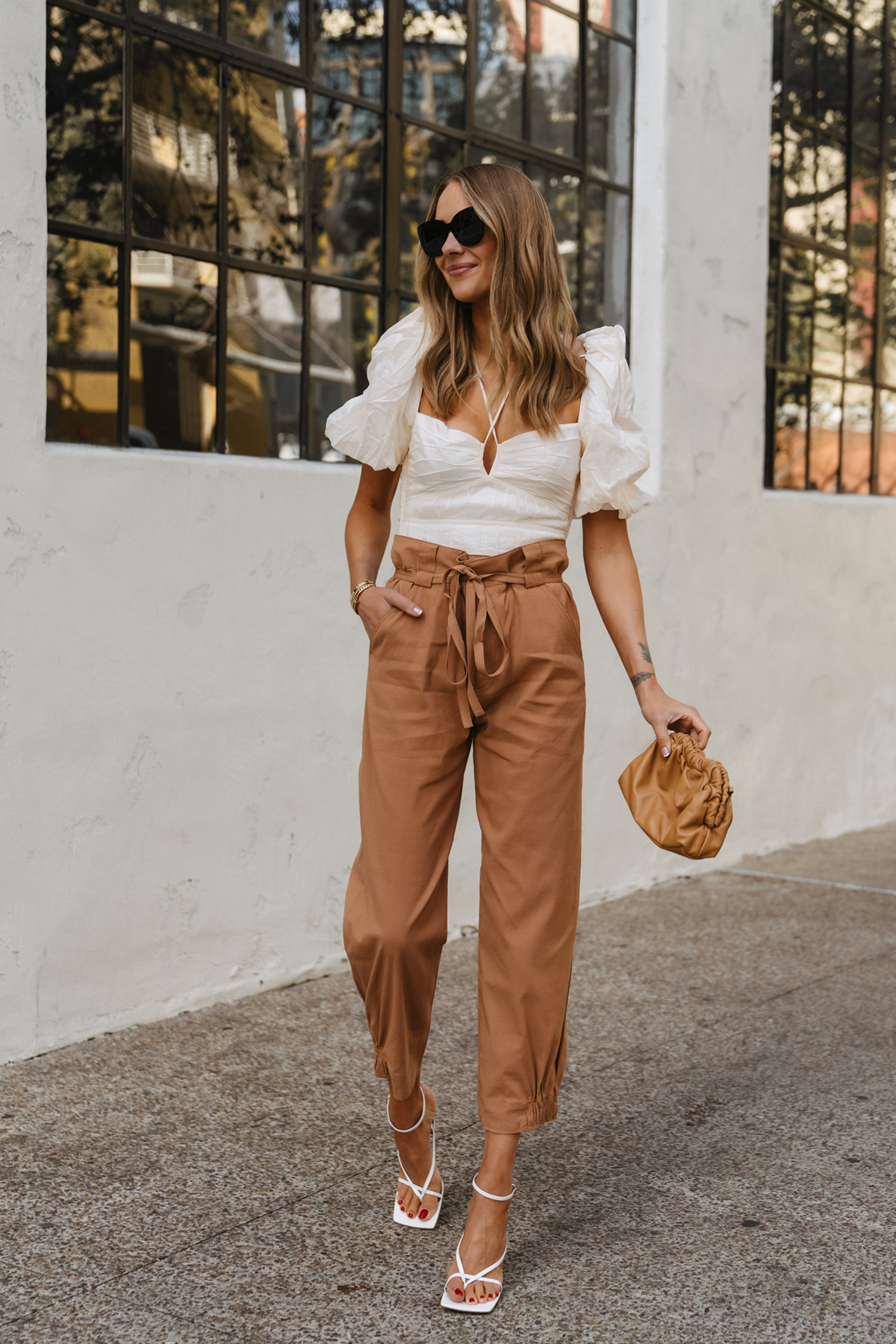 It feels like Spring in LA ☀️ Suit @zenapresley Bag Hermès via  @rebagofficial Sandals Bottega Veneta