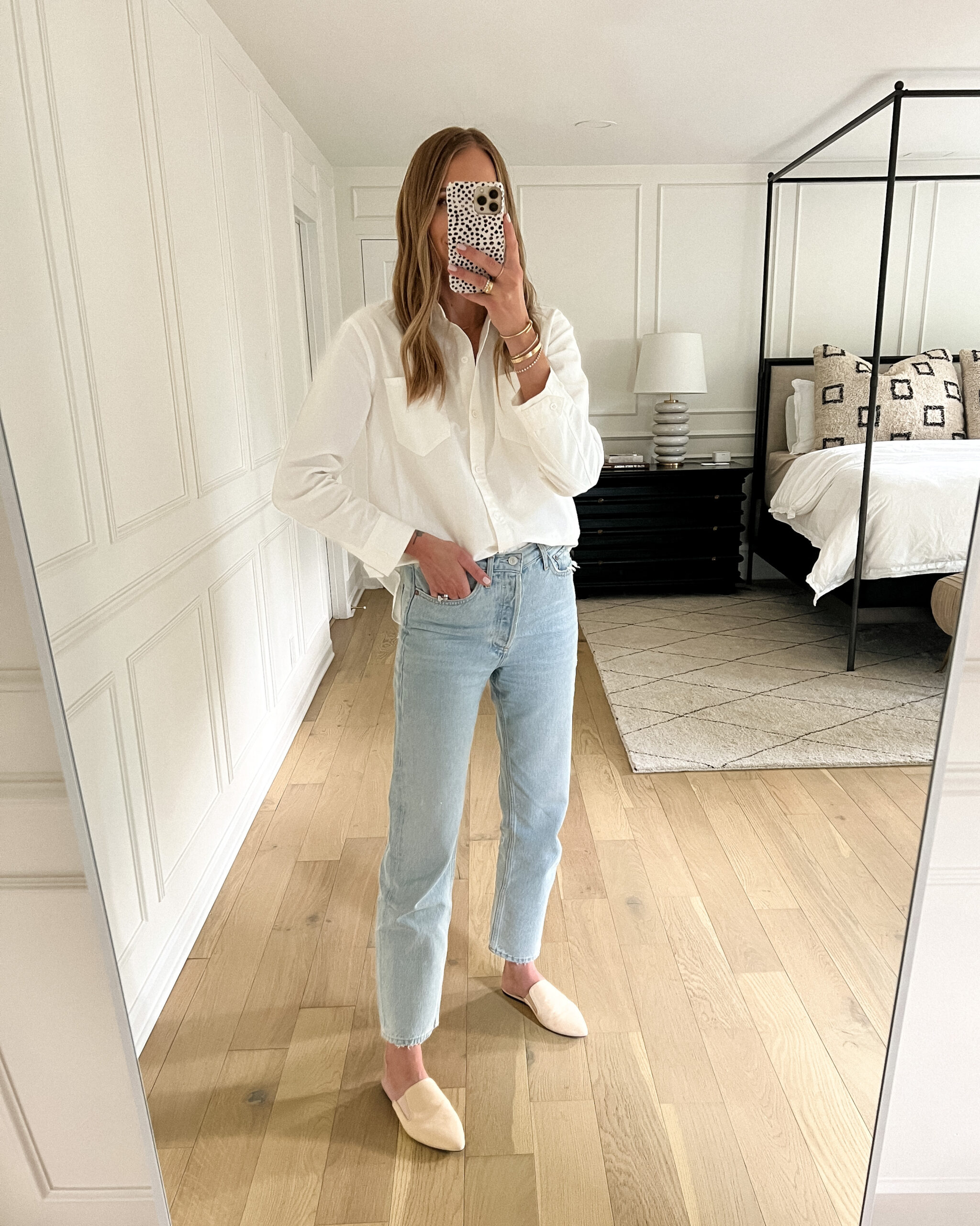 Fashion Jackson Wearing Jenni Kayne White Button Up Shirt AGOLDE 90s Jeans Jenni Kayne Beige Mules