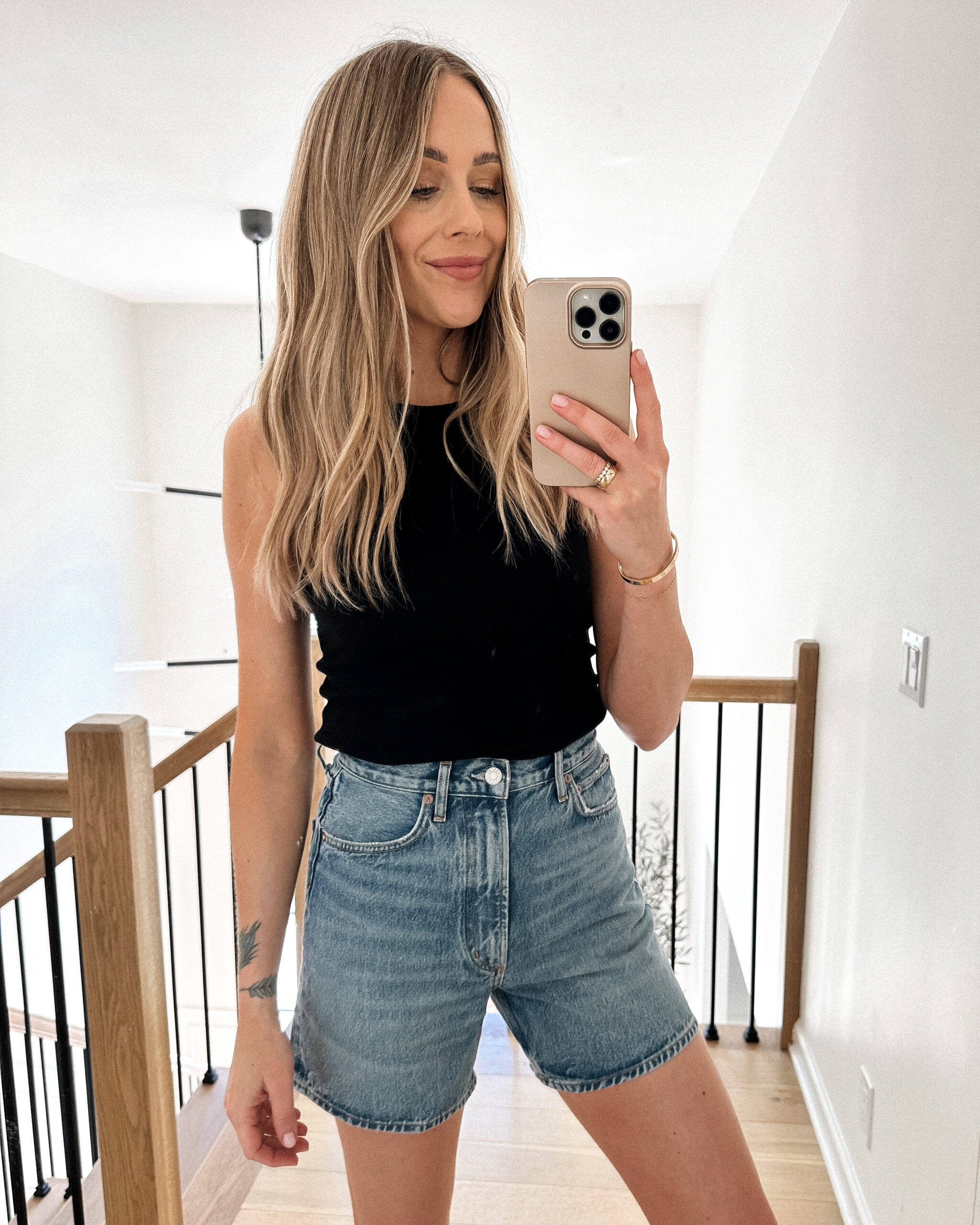 mist Bijna tyfoon AGOLDE Denim Shorts: The Ultimate Review & Guide - Fashion Jackson