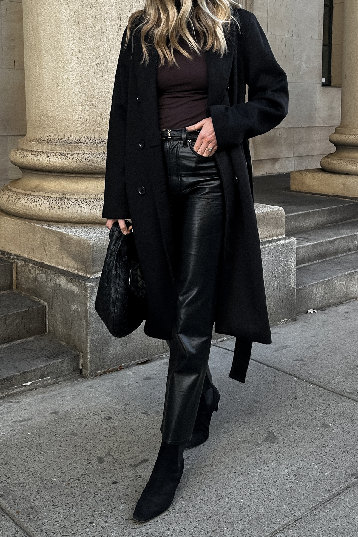 Long black coat outlet outfit